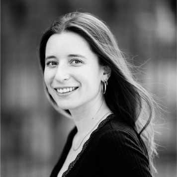 Portrait d'Elsa Dugas, AMO en hôtellerie